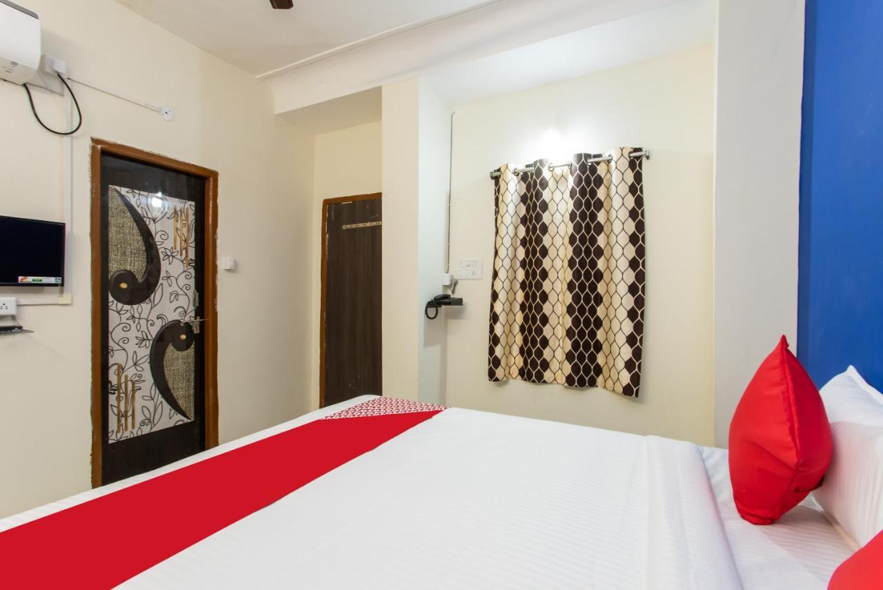 Oyo 27862 Hotel Brooklyn Indore Buitenkant foto