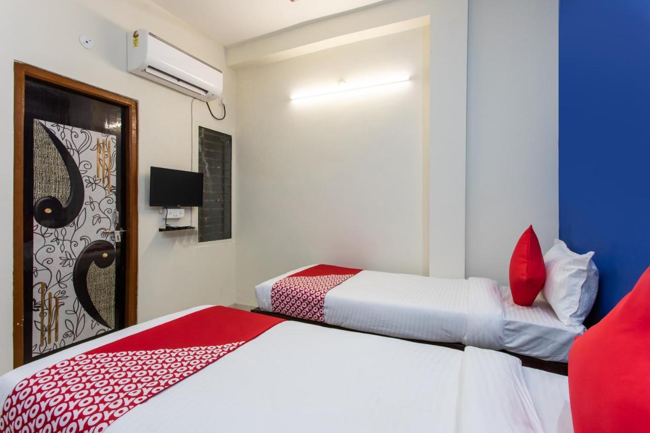 Oyo 27862 Hotel Brooklyn Indore Buitenkant foto