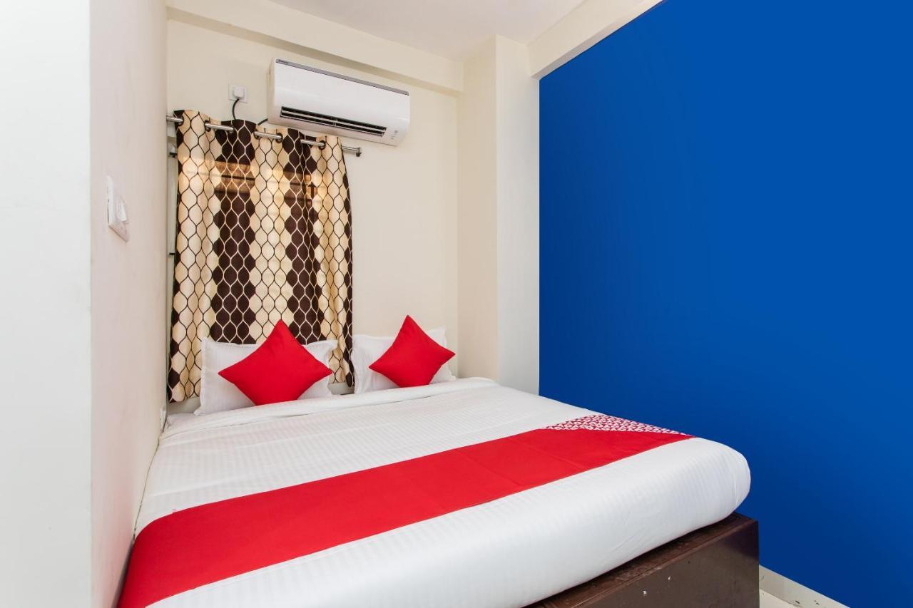 Oyo 27862 Hotel Brooklyn Indore Buitenkant foto
