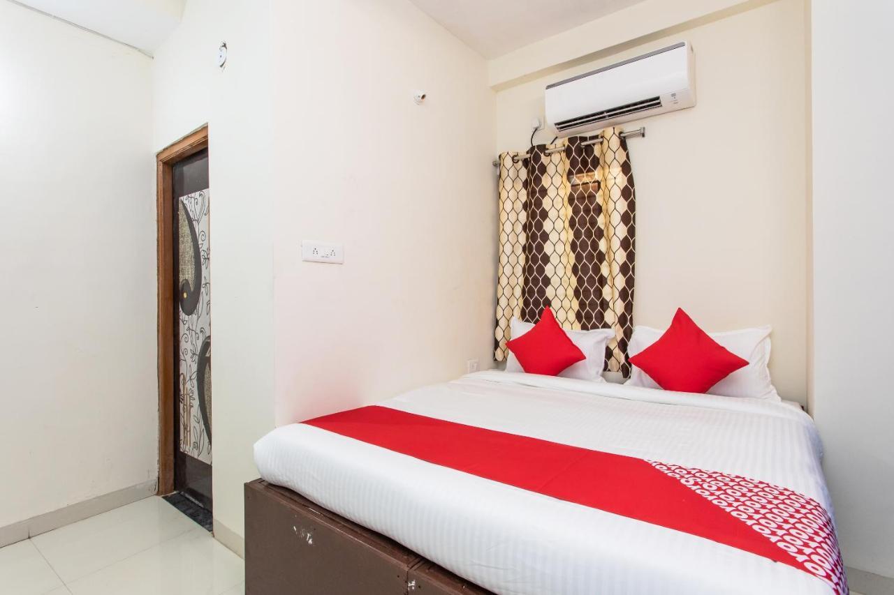 Oyo 27862 Hotel Brooklyn Indore Buitenkant foto